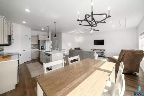 3809 E Prairie Wind St, Sioux Falls, SD 57108 photo 8