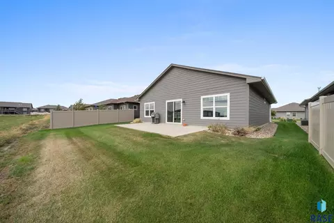 3809 E Prairie Wind St, Sioux Falls, SD 57108 photo 37
