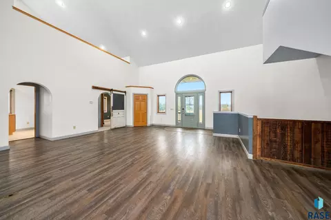 47969 252nd St, Garretson, SD 57030 photo 11