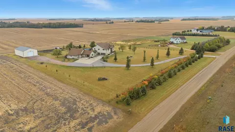 47969 252nd St, Garretson, SD 57030 photo 6