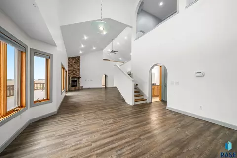 47969 252nd St, Garretson, SD 57030 photo 14