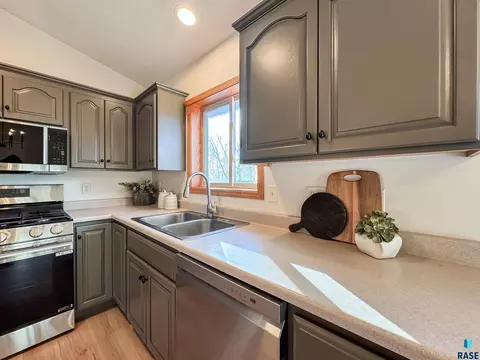 935 E Ryan Dr, Tea, SD 57064 photo 11