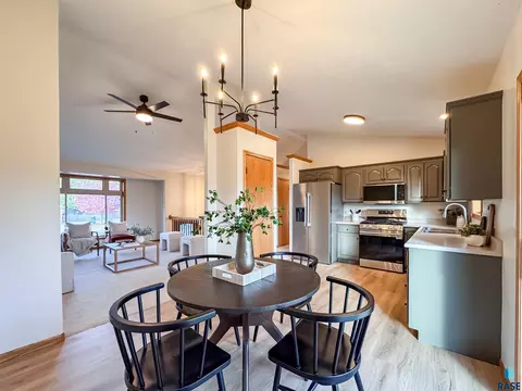 935 E Ryan Dr, Tea, SD 57064 photo 7