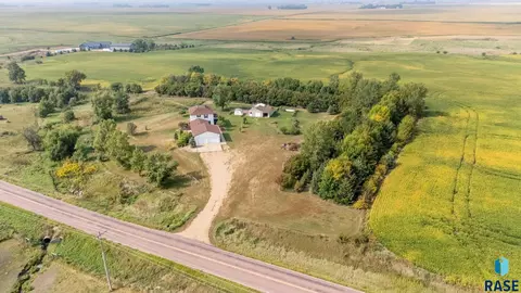 27271 461st Ave, Chancellor, SD 57015