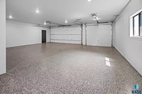 1127 E Thompson Pl, Tea, SD 57064 photo 36