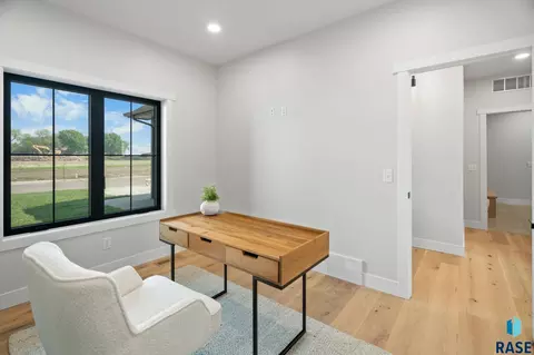 1127 E Thompson Pl, Tea, SD 57064 photo 17