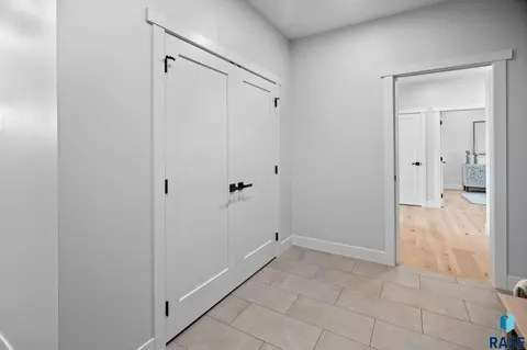 1127 E Thompson Pl, Tea, SD 57064 photo 22