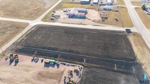 600 E Quartzite St, Dell Rapids, SD 57022 photo 11