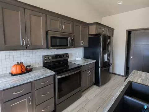 Kitchen - 3637 E Brewster St, Sioux Falls, SD 57108 photo 1 of 3
