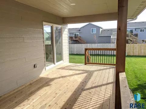 Exterior - 3637 E Brewster St, Sioux Falls, SD 57108 photo 4 of 4