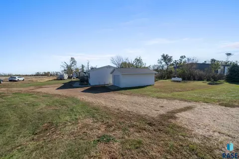 814 Jones St, Hudson, SD 57034 photo 16