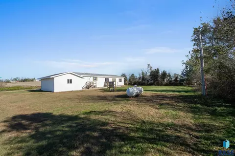 814 Jones St, Hudson, SD 57034 photo 18