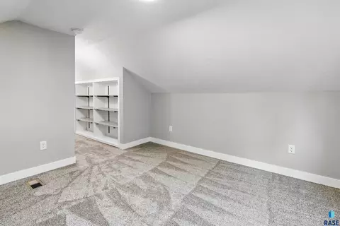 207 E 1st St, Parker, SD 57053 photo 20
