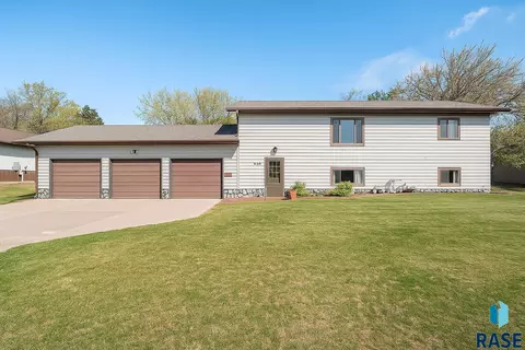 805 College Ave N, Wessington Springs, SD 57382