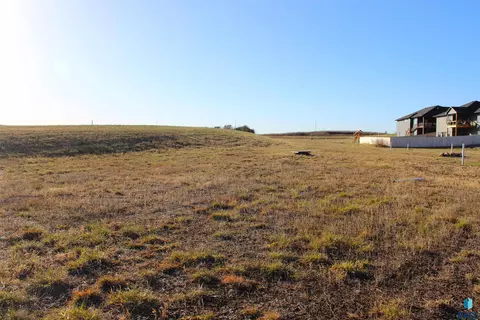 15 Dortoka Ave, Hartford, SD 57033 photo 7