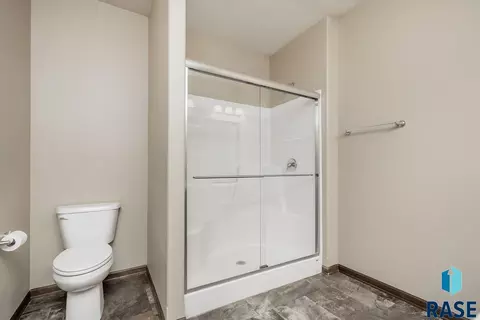 719 E 73rd St, Sioux Falls, SD 57108 photo 16