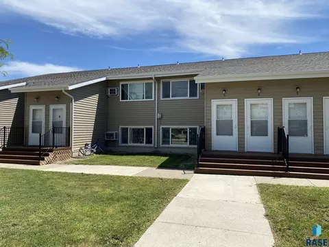 Other - 302 E Pine St, Philip, SD 57567 photo 4 of 8