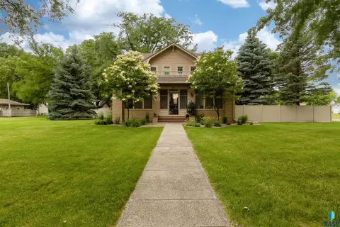 201 Dakota St, Centerville, SD 57014 photo 1