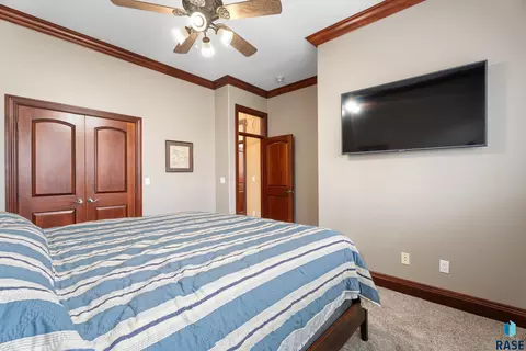 Bedroom - 48381 277th St, Canton, SD 57013 photo 5 of 11