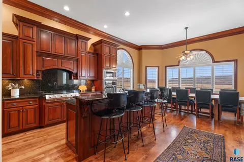 Kitchen - 48381 277th St, Canton, SD 57013 photo 3 of 4