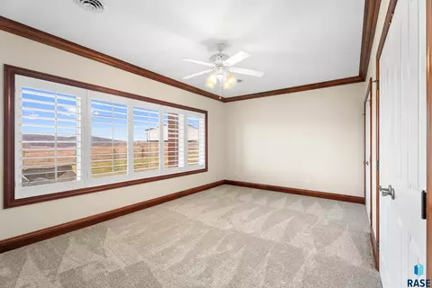 Bedroom - 48381 277th St, Canton, SD 57013 photo 6 of 11