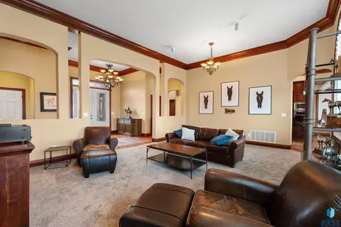 Living - 48381 277th St, Canton, SD 57013 photo 3 of 6