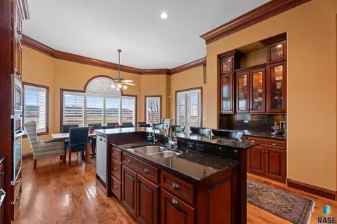 Kitchen - 48381 277th St, Canton, SD 57013 photo 4 of 4