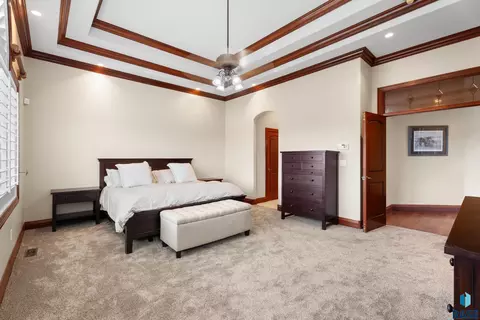 Bedroom - 48381 277th St, Canton, SD 57013 photo 1 of 11