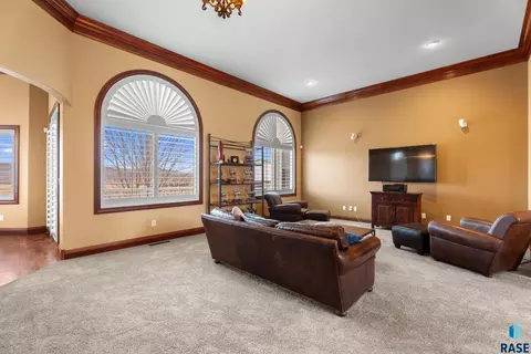 Living - 48381 277th St, Canton, SD 57013 photo 2 of 6