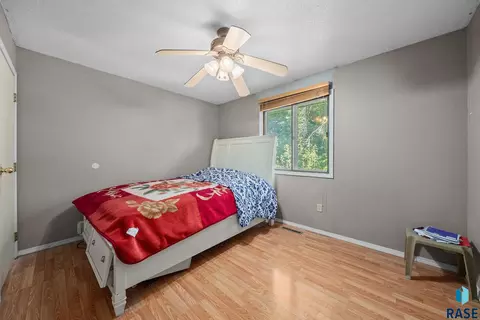 Bedroom - 2012 E Tracy Ln, Sioux Falls, SD 57103 photo 2 of 6