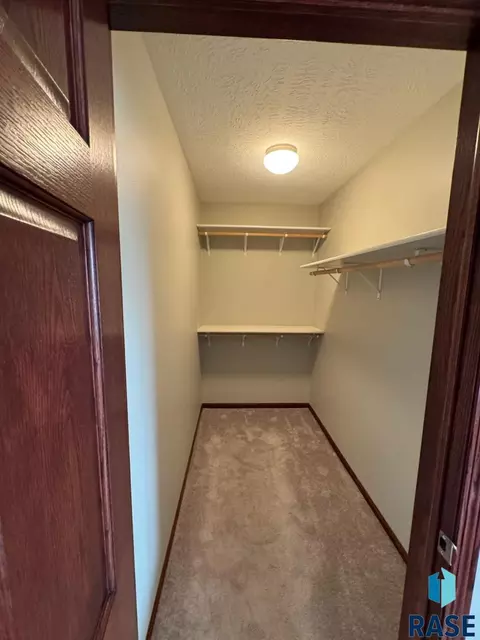 201 W Willow St, Beresford, SD 57004 photo 18