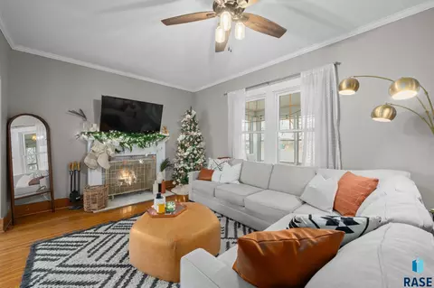 710 S Duluth Ave, Sioux Falls, SD 57104 photo 4