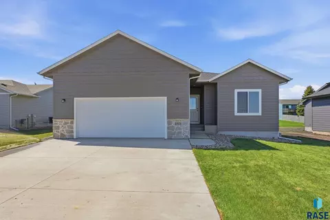 1501 E Carol St, Sioux Falls, SD 57104