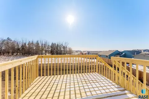 1015 E Fannings St, Tea, SD 57064 photo 23