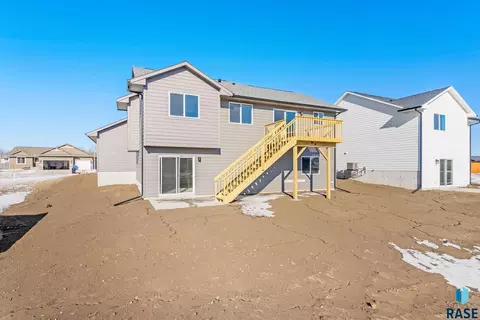 1015 E Fannings St, Tea, SD 57064 photo 24
