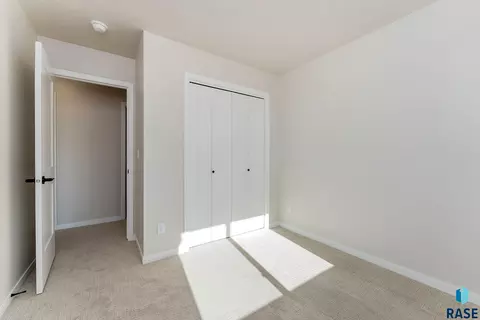 1015 E Fannings St, Tea, SD 57064 photo 13