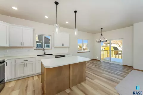 Kitchen - 1020 E Fannings St, Tea, SD 57064 photo 3 of 3