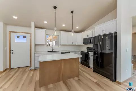 Kitchen - 1300 N Poplar Ave, Tea, SD 57064 photo 3 of 3