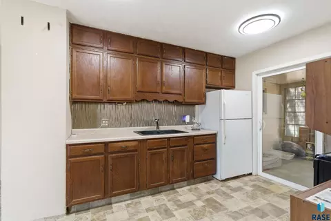 Kitchen - 401 E 12th Ave, Mitchell, SD 57301 photo 2 of 2
