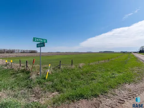 481 St Ave, Dell Rapids, SD 57022 photo 9