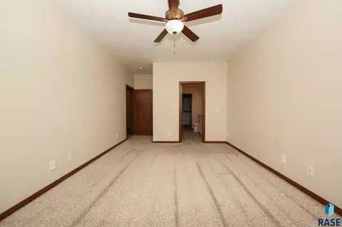 5408 E 65th St, Sioux Falls, SD 57108 photo 13