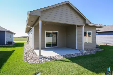 5408 E 65th St, Sioux Falls, SD 57108 photo 23