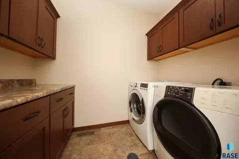 5408 E 65th St, Sioux Falls, SD 57108 photo 18