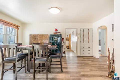 112 E Plum St, Freeman, SD 57029 photo 8