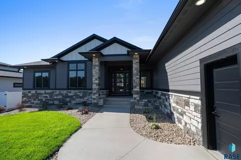 1101 N Scots Pine Dr, Sioux Falls, SD 57110 photo 63