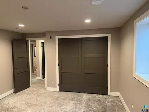 1101 N Scots Pine Dr, Sioux Falls, SD 57110 photo 45