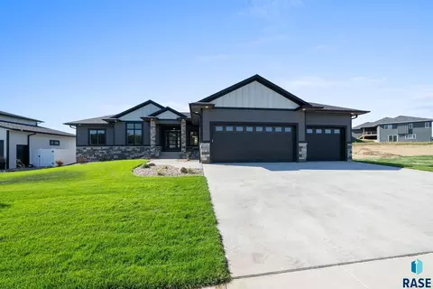 1101 N Scots Pine Dr, Sioux Falls, SD 57110 photo 65