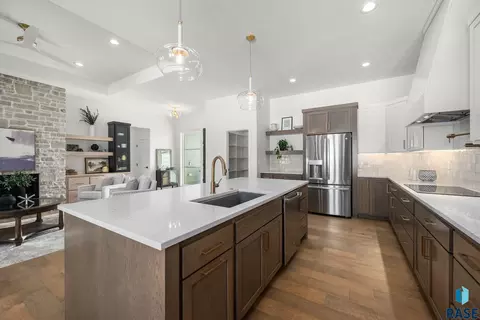 Kitchen - 7400 E Shadow Pine Cir, Sioux Falls, SD 57110 photo 1 of 8