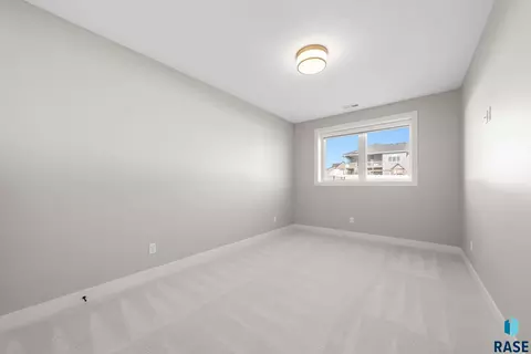 Bedroom - 7400 E Shadow Pine Cir, Sioux Falls, SD 57110 photo 10 of 10