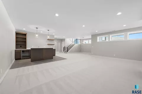 Living - 7400 E Shadow Pine Cir, Sioux Falls, SD 57110 photo 6 of 6